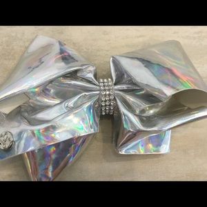 Holographic Jojo Bow